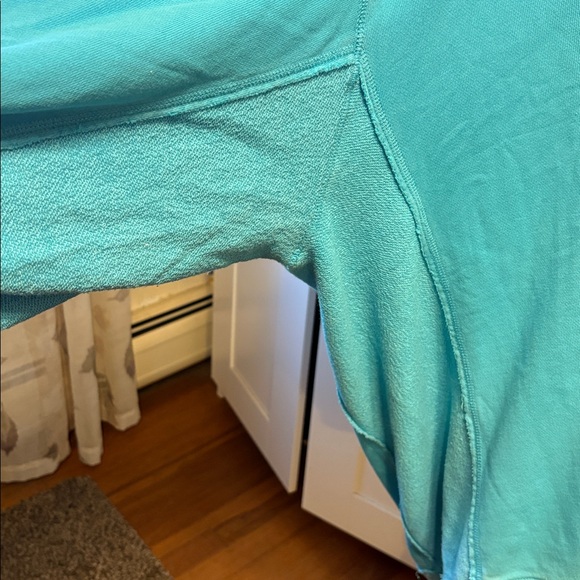 Aerie Aqua V-Neck Pullover Size XXL - Picture 3 of 9